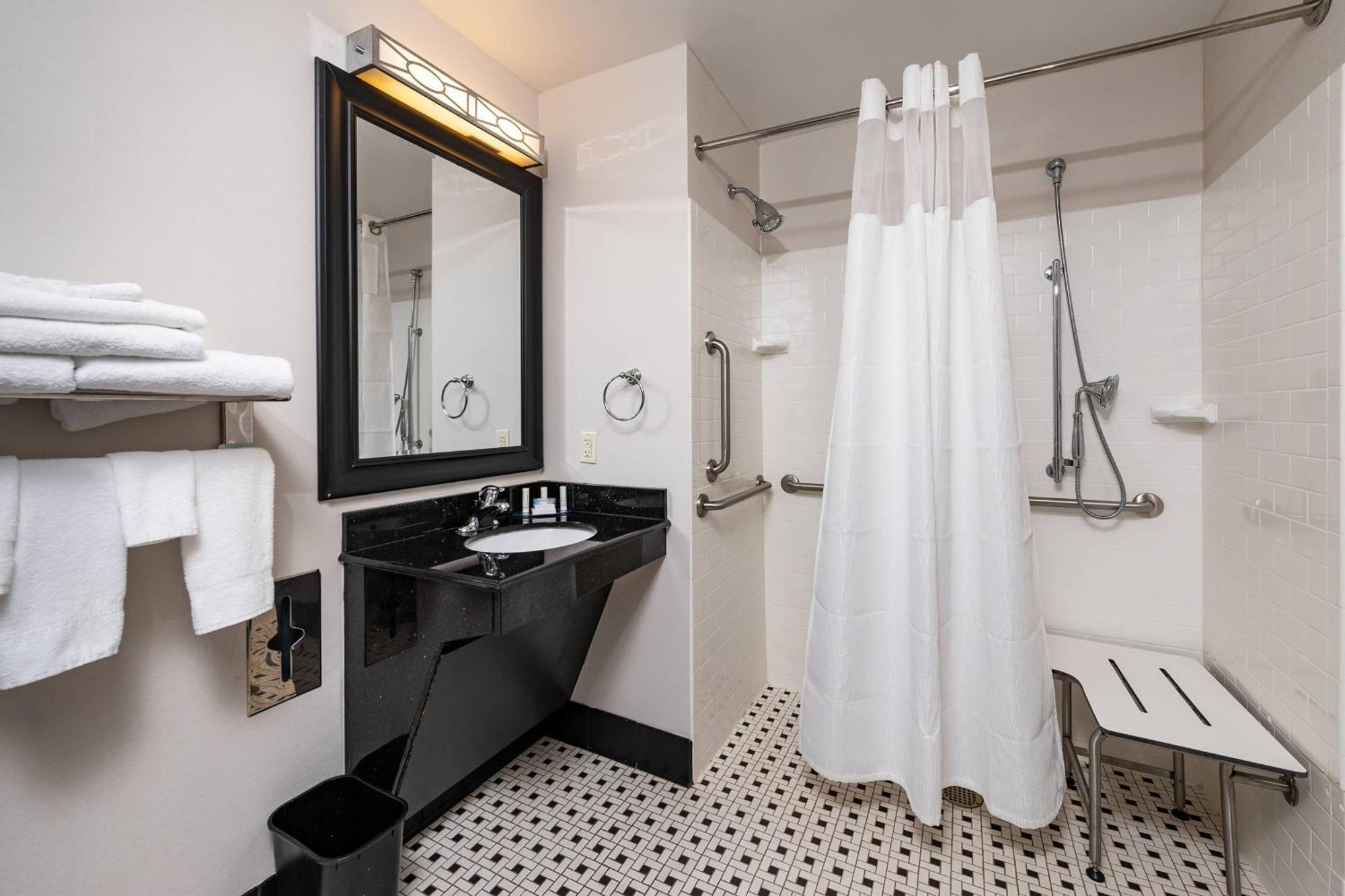 Fairfield Inn & Suites By Marriott Philadelphia Valley Forge/Great Valley Berwyn Exteriér fotografie