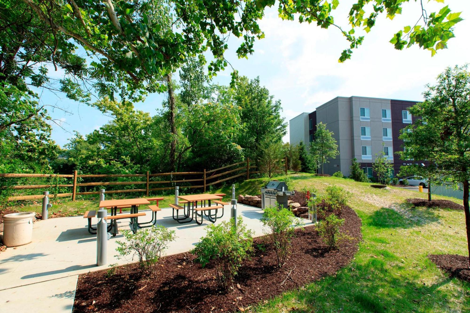 Fairfield Inn & Suites By Marriott Philadelphia Valley Forge/Great Valley Berwyn Exteriér fotografie